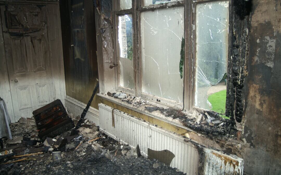 Making It Right: The Benefits of Professional Fire Damage Repair